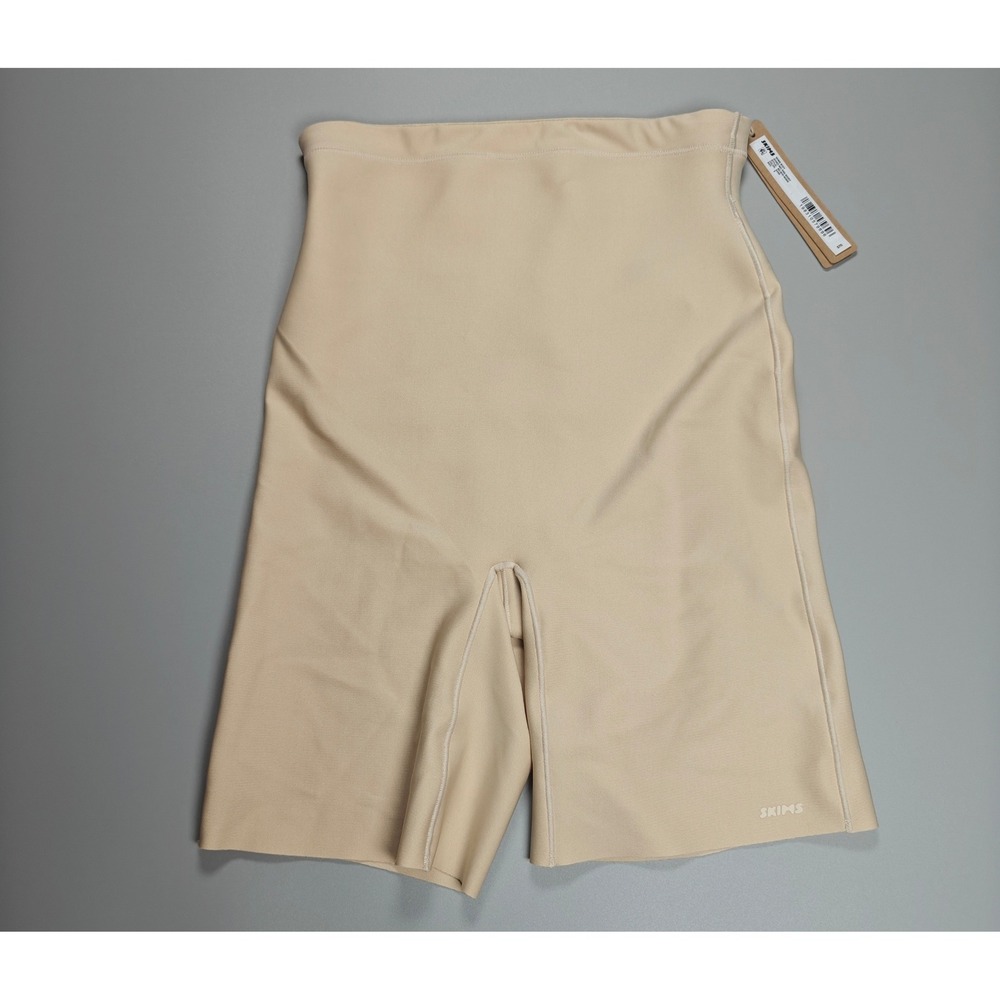 Skims Body Zoned Mid Rise Short Sand Shapewear BO-SHO-8038W Womens Size S New